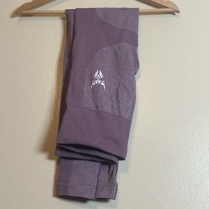 The Fit Bull leggings